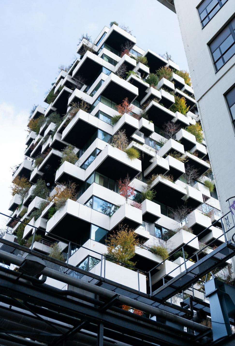 Sustainable urban architecture